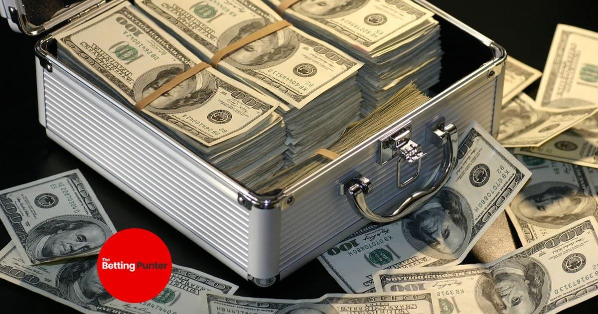 Chơi Liên Quân trên máy tính dễ dàng và nhận nhiều ưu đãi khi chơi Liên Quân trên máy tính